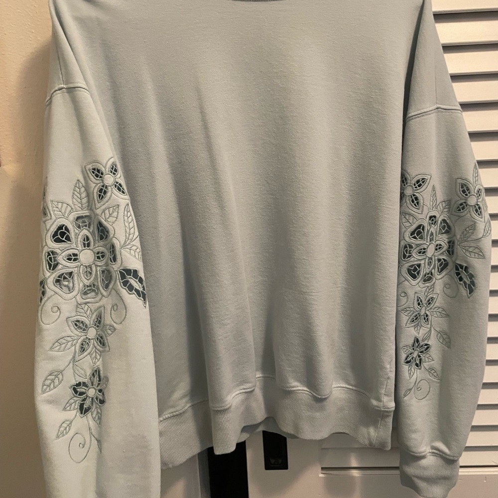 Maurices Light Blue Floral Embroidered Sweatshirt